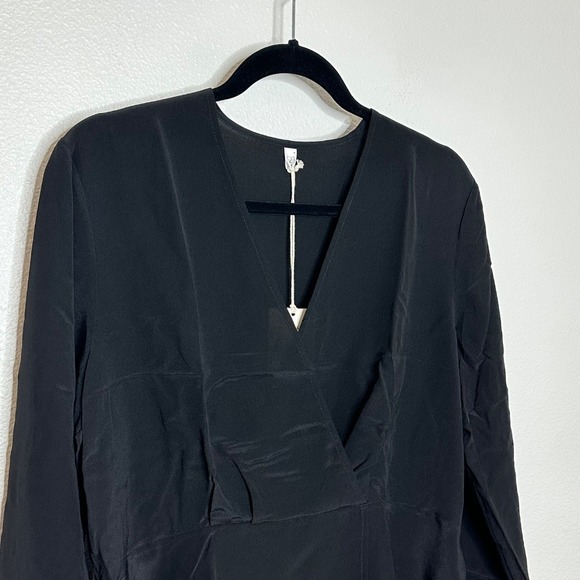 LilySilk Mulberry Silk Wrap Blouse Size L Black Peplum Waist Office Classic NEW - Picture 4 of 11